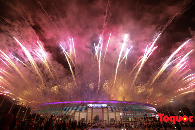 Lễ bế mạc SEA Games 29 rực rỡ và đầy màu sắc