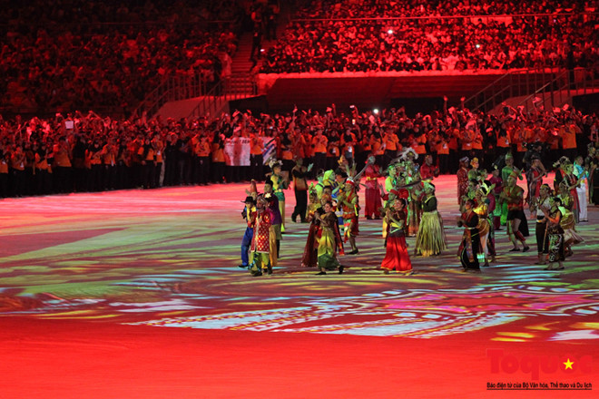 Lễ bế mạc SEA Games 29 rực rỡ và đầy màu sắc
