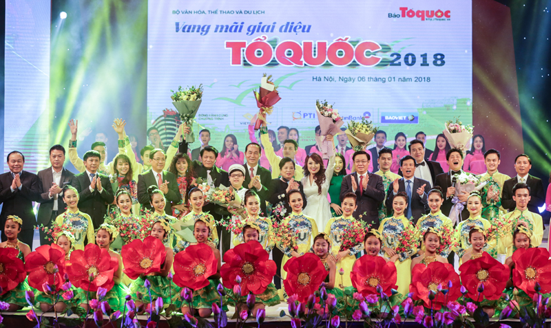 Ấm áp, xúc động Vang mãi giai điệu Tổ Quốc 2018