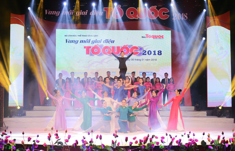 Ấm áp, xúc động Vang mãi giai điệu Tổ Quốc 2018