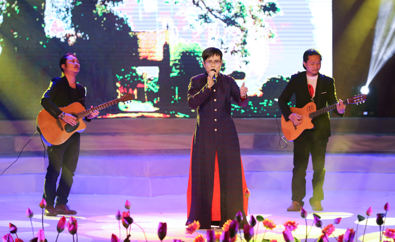 Ấm áp, xúc động Vang mãi giai điệu Tổ Quốc 2018