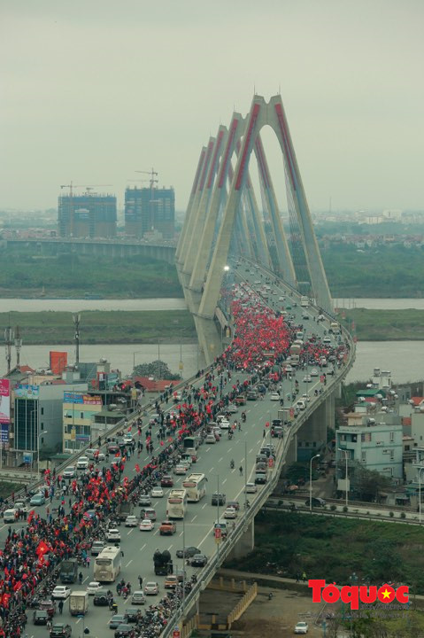 Những hình ảnh ấn tượng và xúc động ngày U23 Việt Nam trở về
