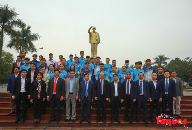 Bộ trưởng Nguyễn Ngọc Thiện đến thăm Trung tâm huấn luyện Thể thao Quốc gia Hà Nội
