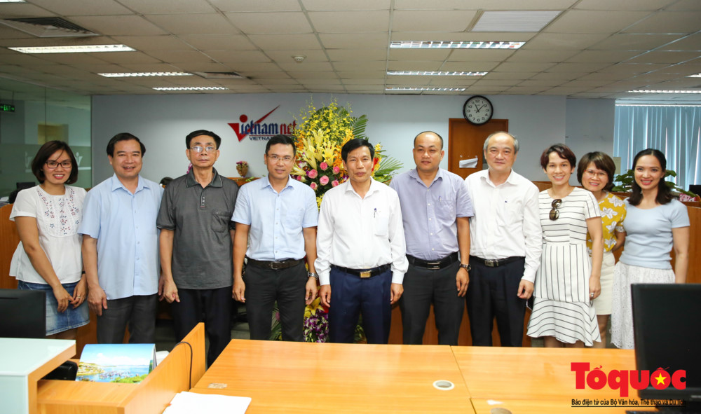 Bộ trưởng Bộ VHTTDL Nguyễn Ngọc Thiện chúc mừng các cơ quan báo chí nhân dịp 21/6