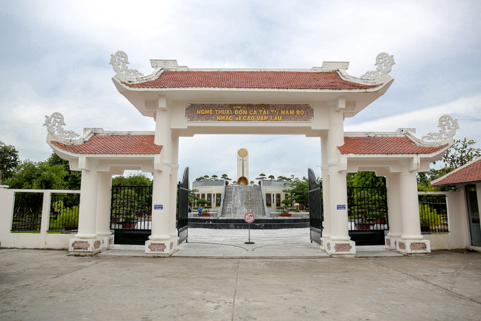 Thăm khu lưu niệm nhạc sĩ Cao Văn Lầu - người khai sinh Đờn ca tài tử Nam bộ
