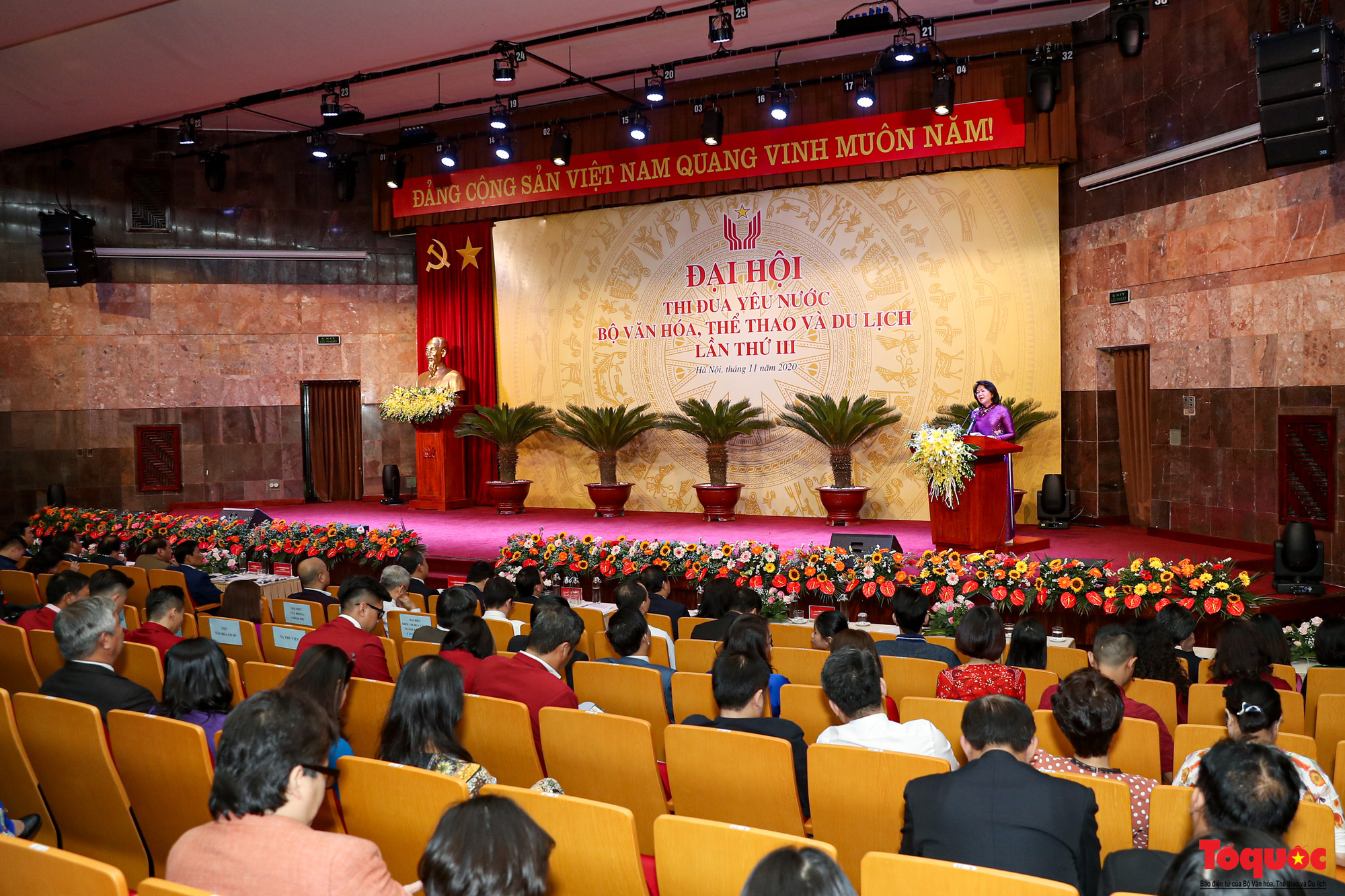 Ngày 10/11, Bộ Văn hóa Thể thao và Du lịch (Bộ VHTTDL) tổ chức Đại hội thi đua yêu nước lần thứ III.