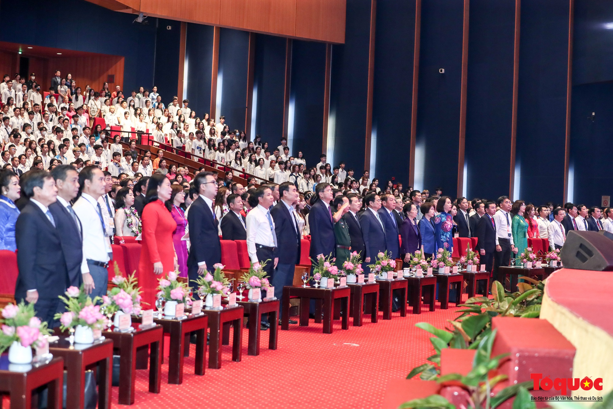 Đặc biệt Hội nghị còn có sự tham dự của 78 gương điển hình tiên tiến trong lĩnh vực Văn hóa toàn quốc.