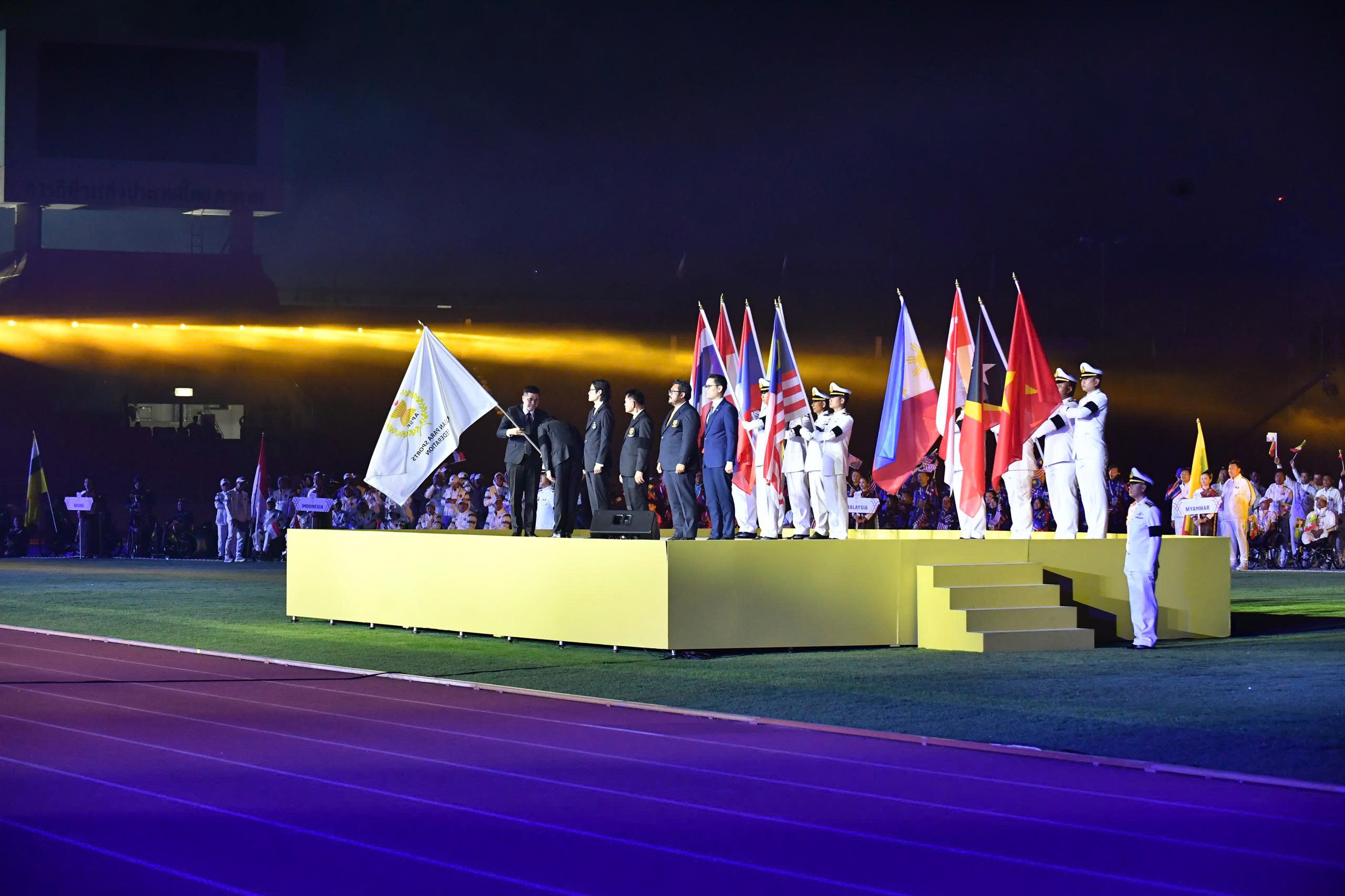 Bế mạc ASEAN Para Games 13 - Ảnh 2.