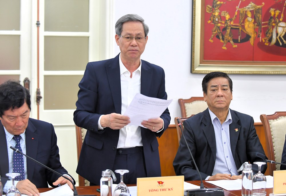 Bộ trưởng Nguyễn Văn Hùng: Lấy con người làm trung tâm, phát triển thể thao theo trục Olympic - Ảnh 4.
