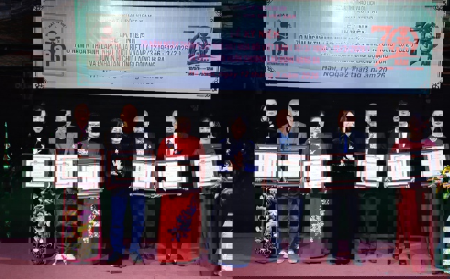 Nhà hát Múa rối Việt Nam kỷ niệm 70 năm thành lập và đón nhận Huân chương Lao động Hạng Ba  - Ảnh 8.