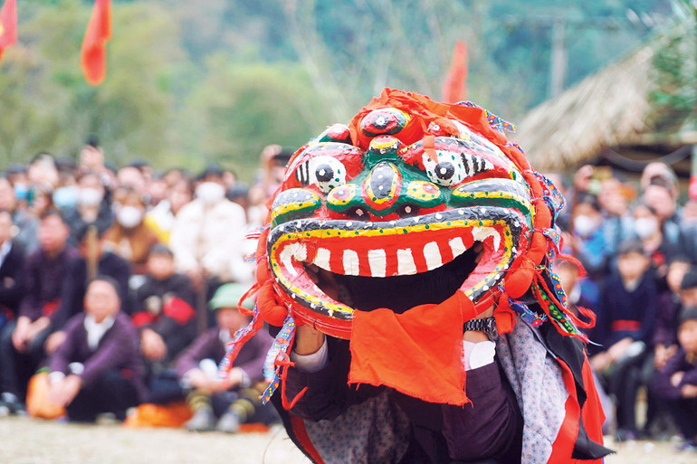 1-bao-ton-va-phat-huy-gia-tri-van-hoa-da.jpg