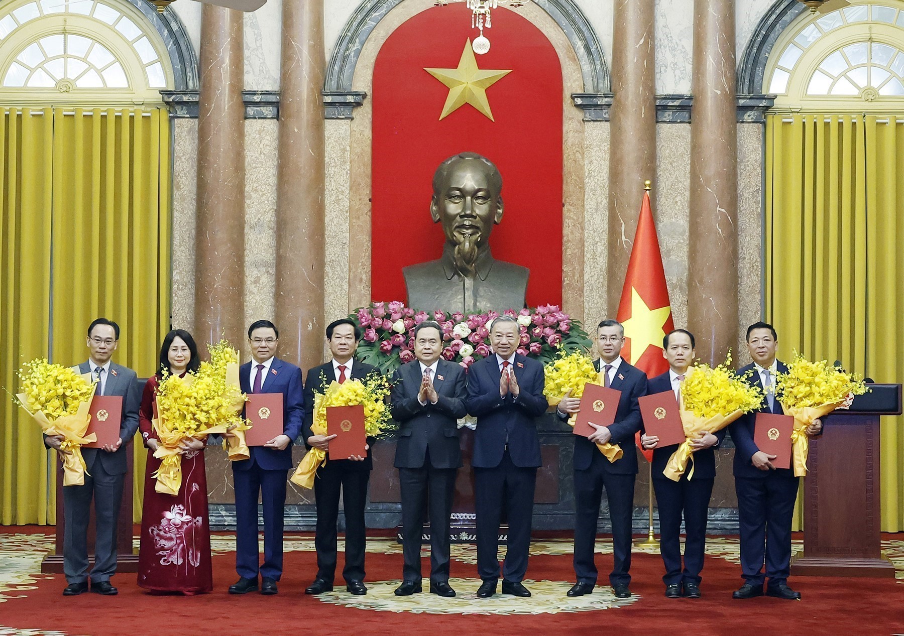 Tổng Bí thư, Chủ tịch nước chủ trì hội nghị công bố các quyết định đối với Chính phủ - Ảnh 4.