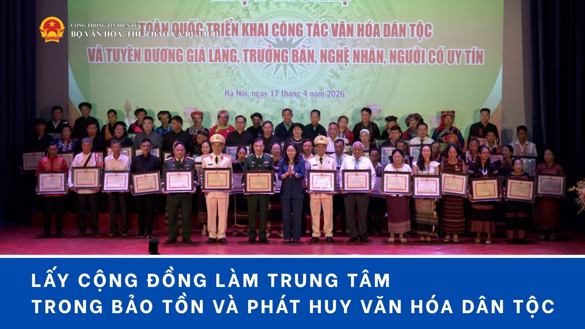 Lấy cộng đồng làm trung tâm trong bảo tồn và phát huy văn hóa dân tộc