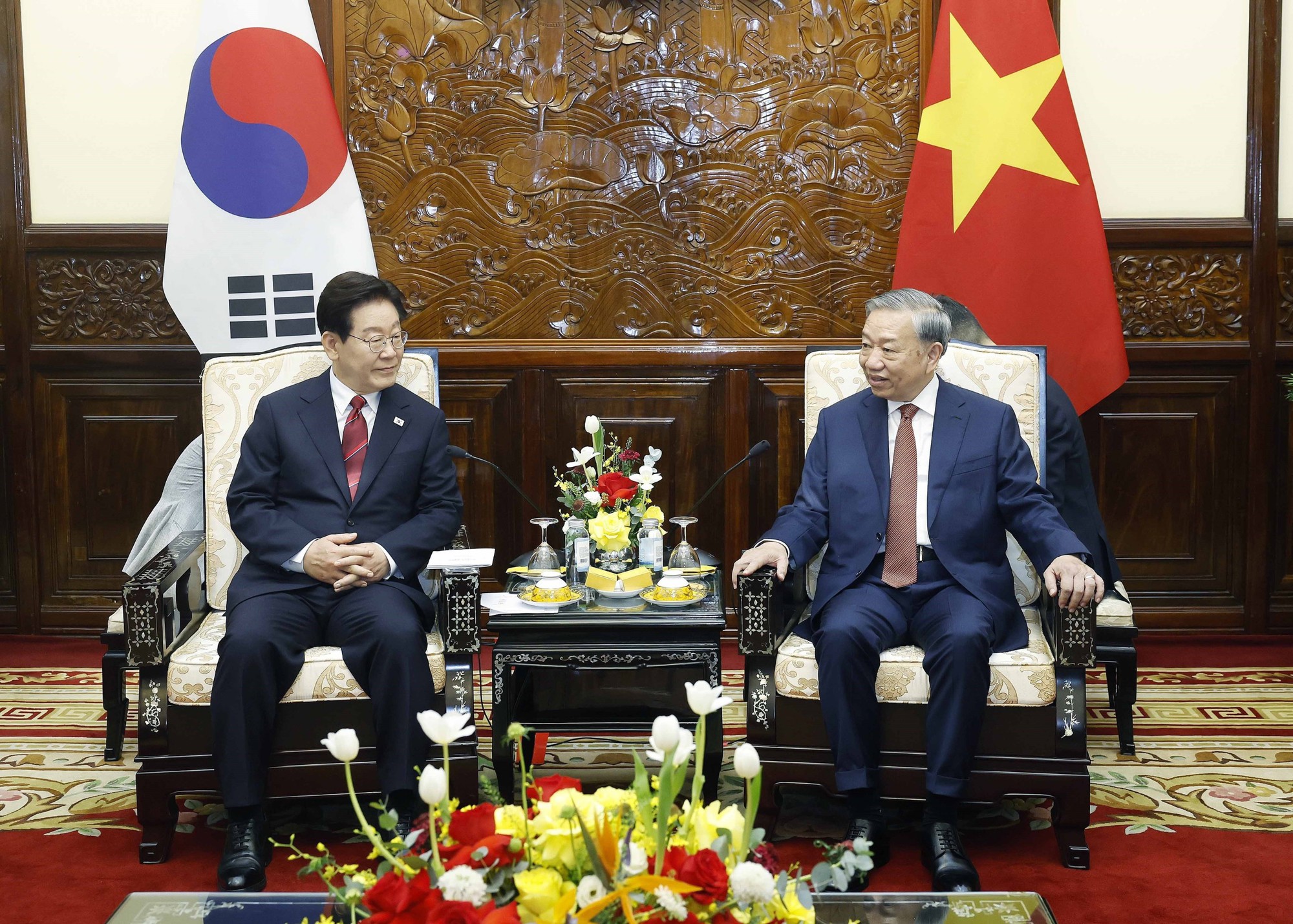 Tổng Bí thư, Chủ tịch nước Tô Lâm hội đàm với Tổng thống Hàn Quốc Lee Jae Myung - Ảnh 1.