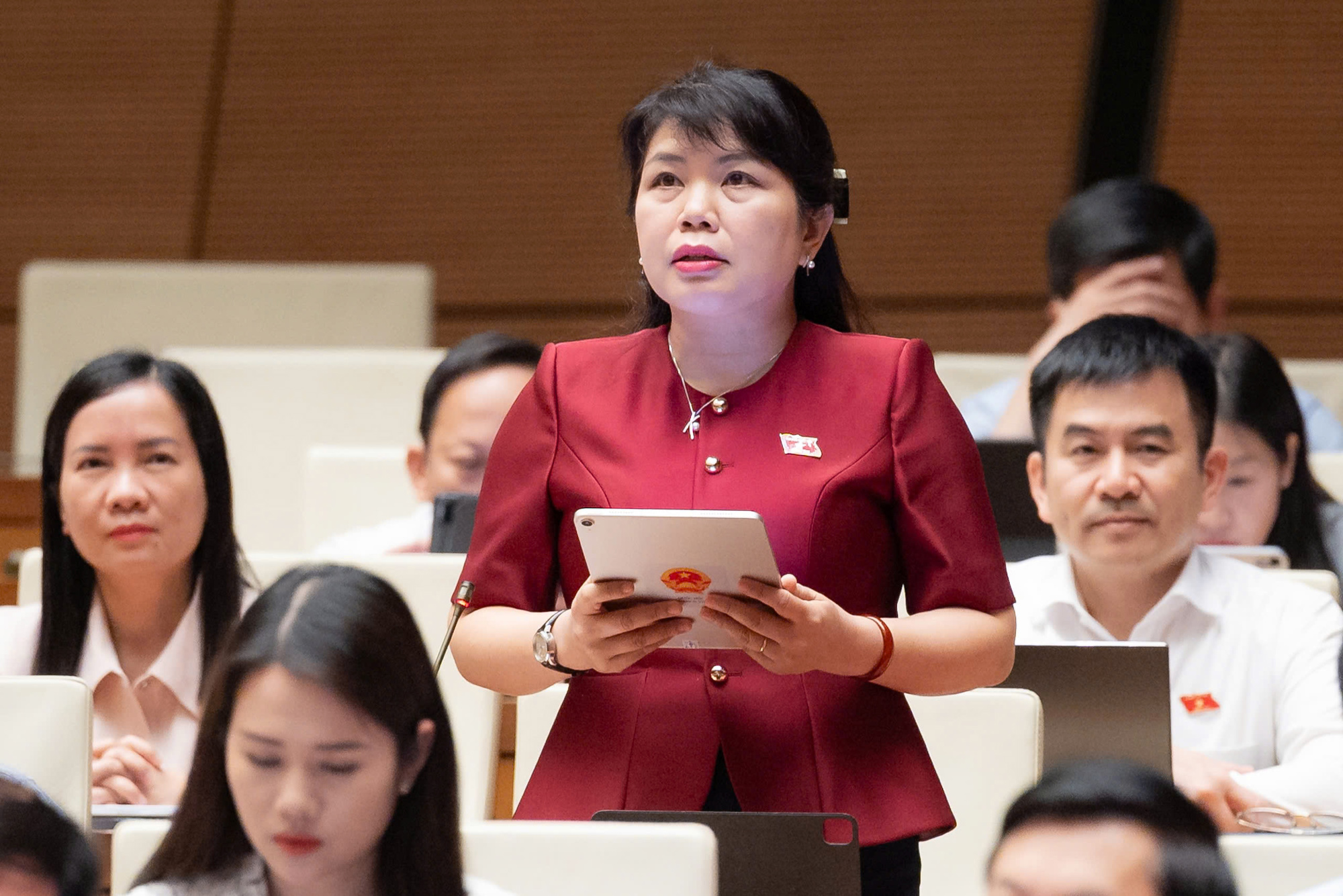 Khuyến khích các nghệ nhân, nghệ sĩ, những người có thành tích cao tham gia giảng dạy, truyền dạy tại các cơ sở giáo dục