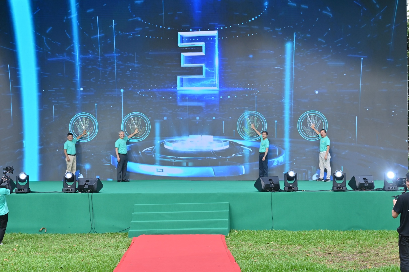 Image 2 from qua-6-mua-ngay-dinh-duong-cong-dong-viet-nam