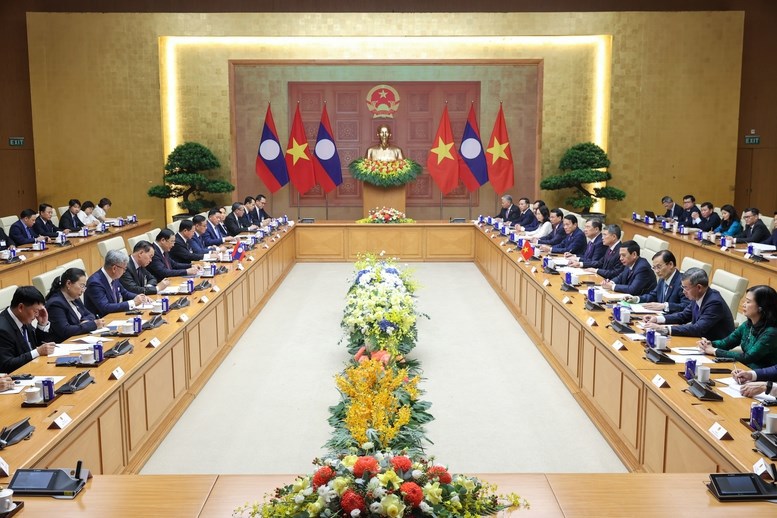 Việt Nam và Lào thống nhất đẩy mạnh giao lưu văn hóa, thể thao, du lịch - ảnh 2