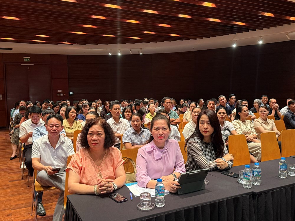 Hà Nội: Đổi mới, nâng cao công tác quản lý văn hóa và phát triển công nghiệp văn hóa - ảnh 2