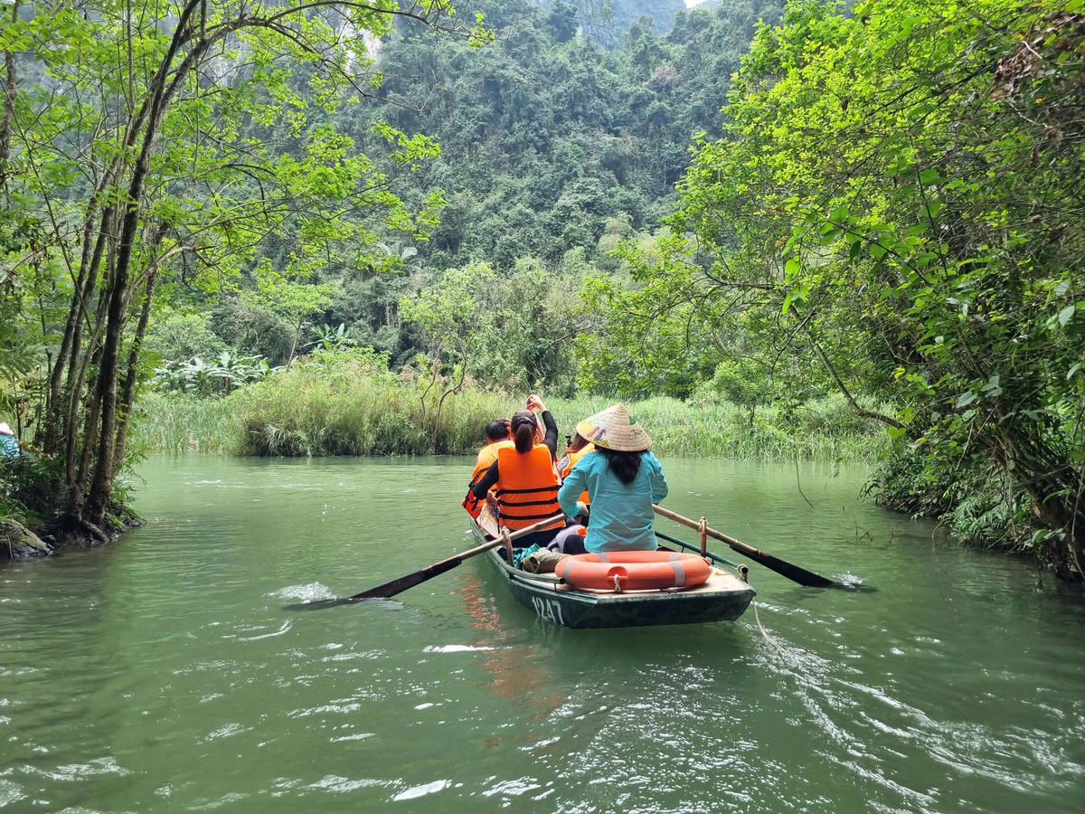 Tôn vinh và lan tỏa thương hiệu du lịch Việt Nam