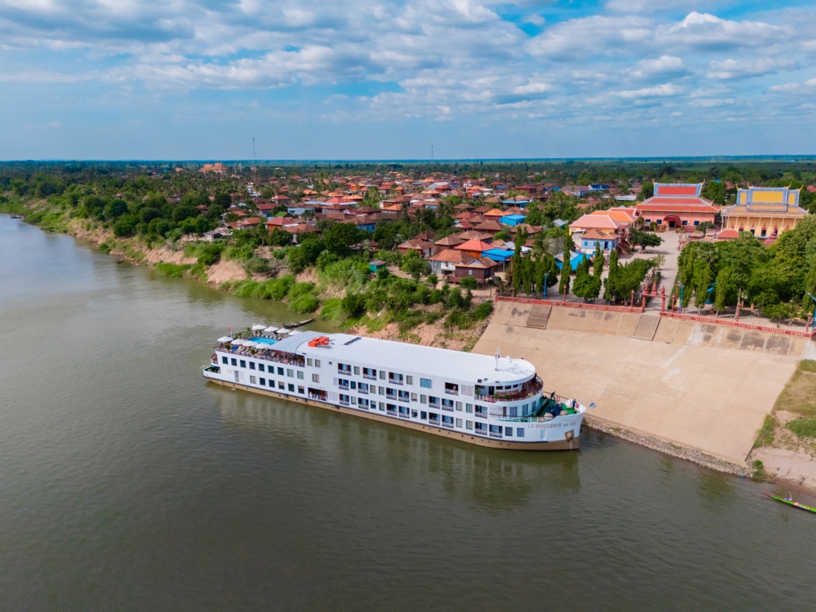 quy nhon va du thuyen song mekong lot top tuyen chon cua lonely planet hinh anh 2