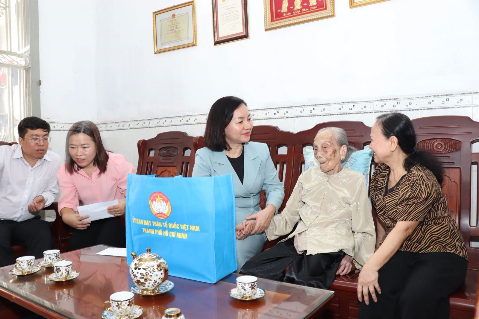 Chú thích ảnh