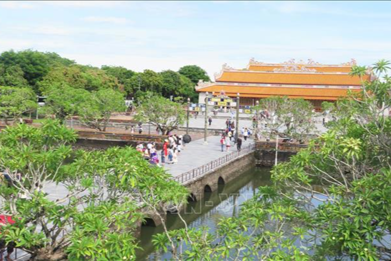 Đa dạng sản phẩm, nâng thời gian lưu trú và chi tiêu của du khách đến Huế