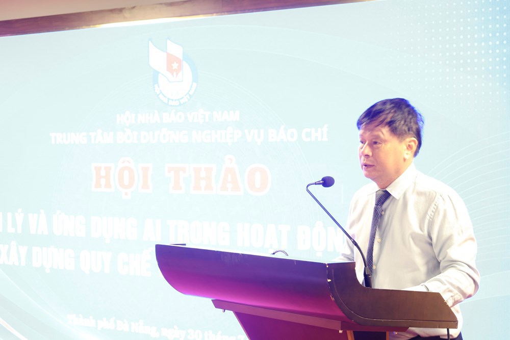 AI vào tòa soạn: Cần “hàng rào” đạo đức và quy chế quản trị - ảnh 2