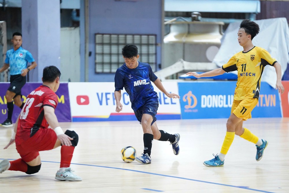 Life Sport tạo bất ngờ ở ngày khai màn Giải Futsal U20 quốc gia 2026 - ảnh 1