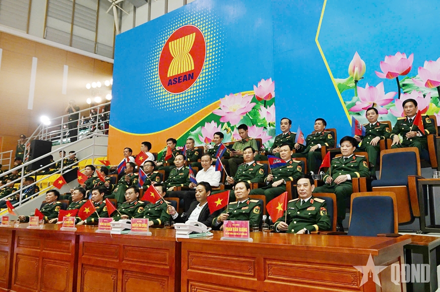 Đại tướng Phan Văn Giang dự và chỉ đạo Lễ khai mạc Giải bóng chuyền Quân đội các nước ASEAN mở rộng năm 2026