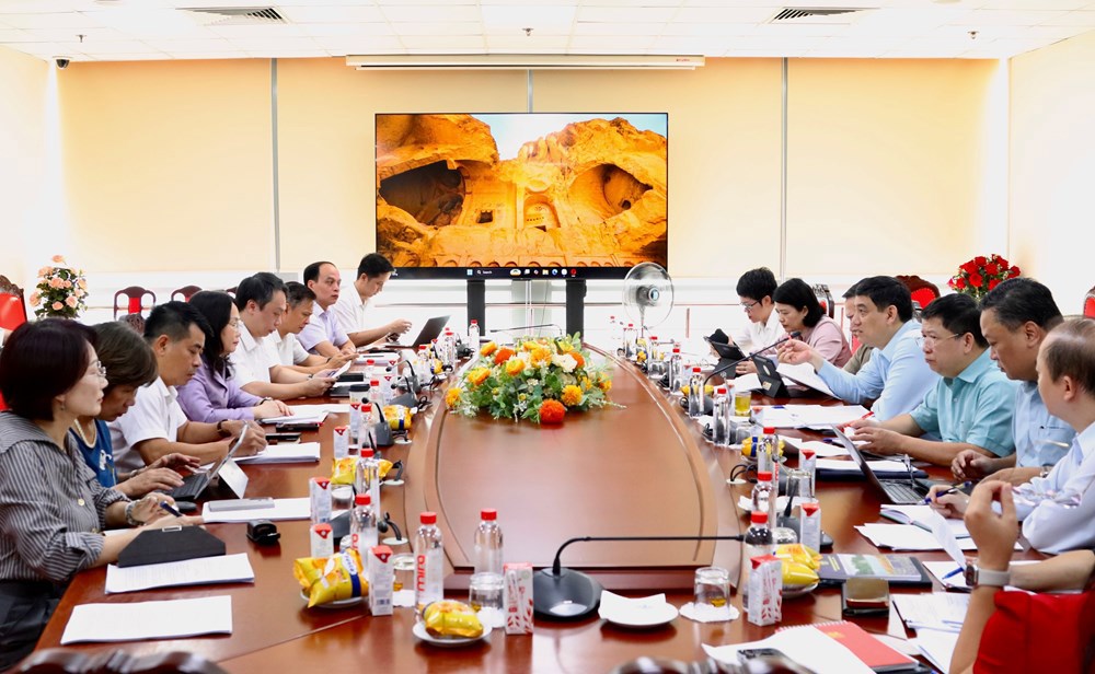 Bộ trưởng Lâm Thị Phương Thanh: Xây dựng Luật Phát triển công nghiệp văn hoá phải gọn, rõ, trực diện - ảnh 1