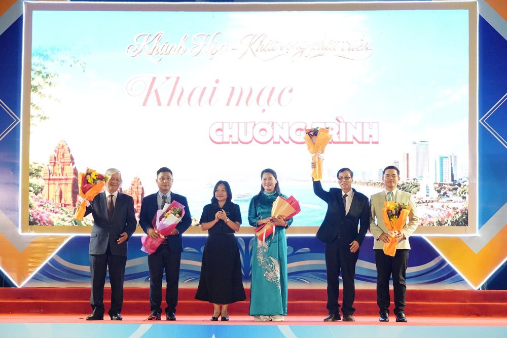 Khai mạc Hội thi Nghệ thuật quần chúng tỉnh Khánh Hòa năm 2026 - ảnh 4
