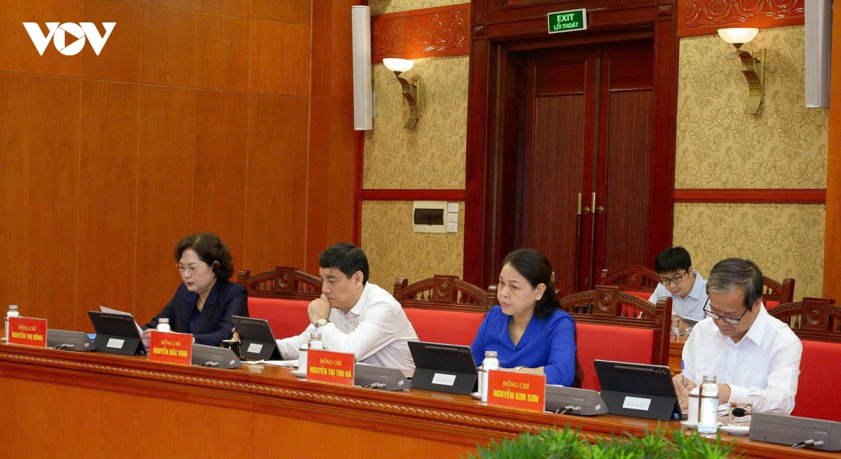 thuong truc ban bi thu chu tri phien hop ve phat trien van hoa viet nam hinh anh 4