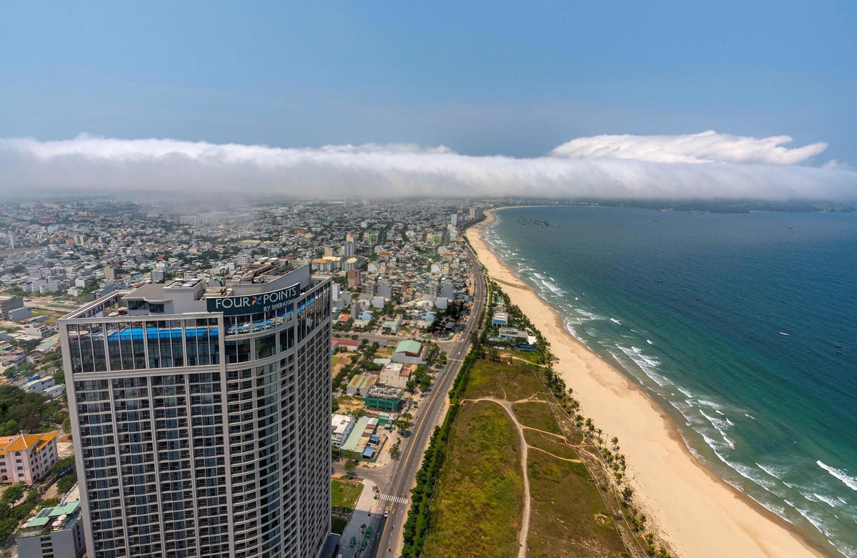 Four Points By Sheraton Danang được trao danh hiệu Vietnam’s Leading Beach Hotel 2026 – Khách sạn biển hàng đầu Việt Nam 2026. Ảnh: Nguyễn Tú.