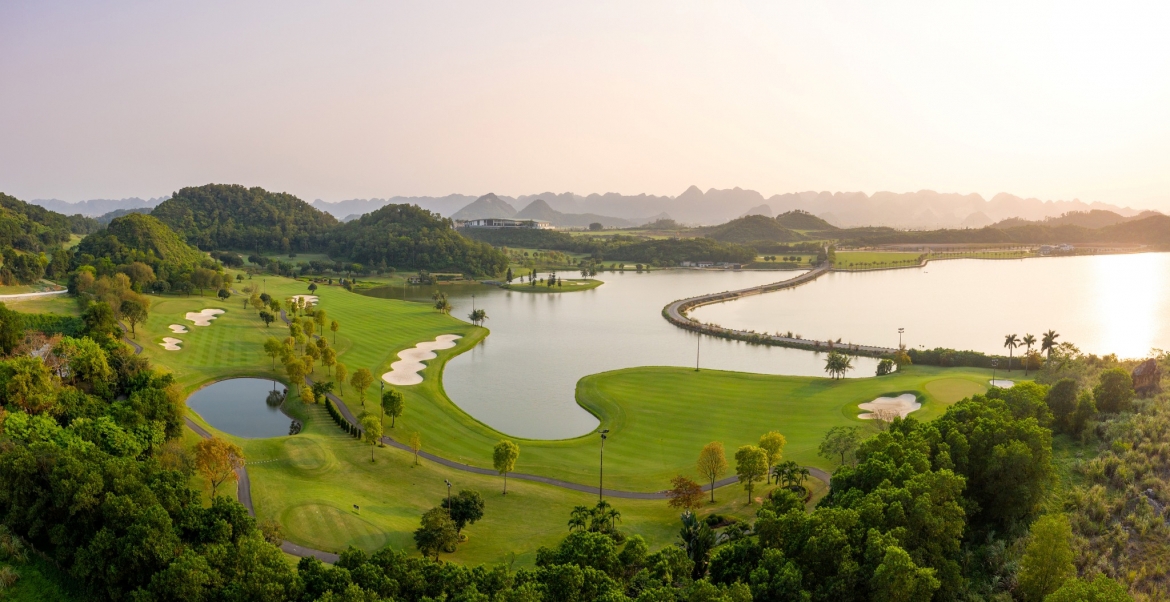 du lich ninh binh ky vong but pha tu nghi quyet so 26-nq tw cua bo chinh tri hinh anh 4