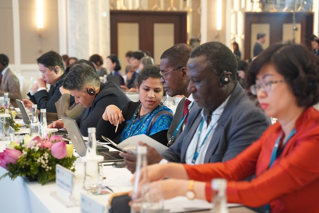 Trưởng đại diện UNESCO Jonathan Baker: Việt Nam là hình mẫu tiêu biểu về bảo tồn di sản và hợp tác quốc tế- Ảnh 2.