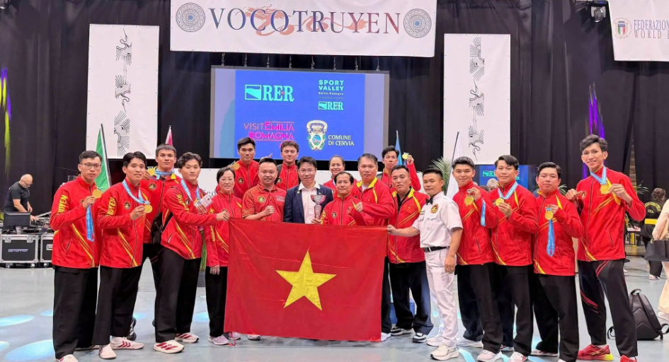 Đội tuyển Việt Nam đã khẳng định vị thế hàng đầu tại Giải vô địch và vô địch trẻ thế giới Võ cổ truyền Việt Nam 2026 diễn ra ở Italia, khi giành tổng cộng 33 huy chương, trong đó có tới 32 HCV và 1 HCB, qua đó đứng nhất toàn đoàn. Ảnh: Thể Thao Việt Nam