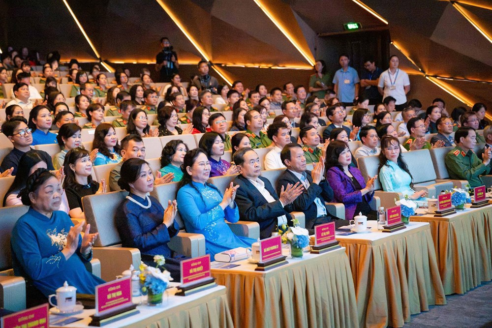 Kết nối nguồn lực chăm lo phụ nữ, trẻ em có hoàn cảnh đặc biệt khó khăn - ảnh 1