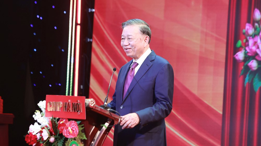 CLB bóng đá Công an Hà Nội đón nhận Huân chương Lao động hạng Nhất  - ảnh 1