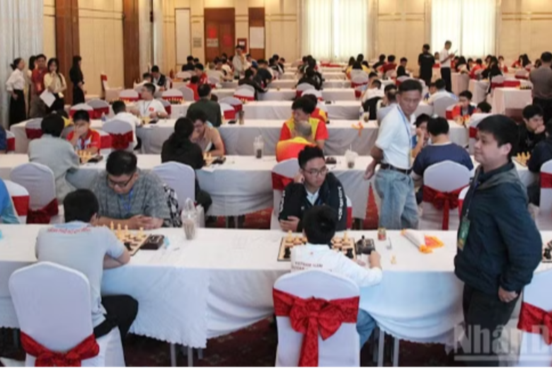 Hơn 300 kỳ thủ tham dự Giải vô địch Cờ vua và Cờ vây xuất sắc quốc gia