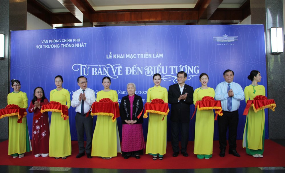 Triển lãm chào mừng Ngày Văn hóa Việt Nam tại Dinh Độc Lập - ảnh 1