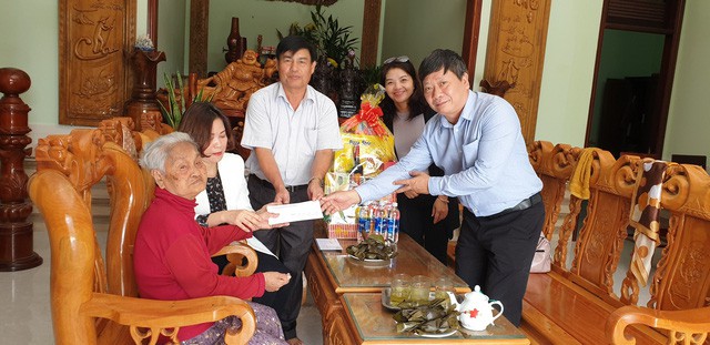 Hoạt động tình nghĩa, từ thiện dịp Tết Kỷ Hợi 2019 của Công đoàn Bộ VHTTDL - Ảnh 1.