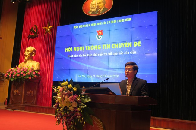 Hội nghị thông tin chuyên đề dành cho cán bộ Đoàn chủ chốt và đội ngũ báo cáo viên - Ảnh 1.