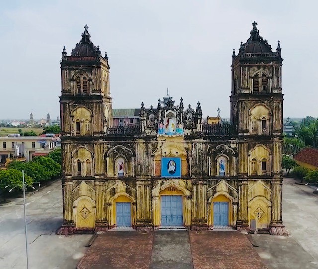 Bộ trưởng Nguyễn Ngọc Thiện chỉ đạo Viện Bảo tồn di tích, nghiên cứu, đề xuất phương án trùng tu Nhà thờ Bùi Chu - Ảnh 1.