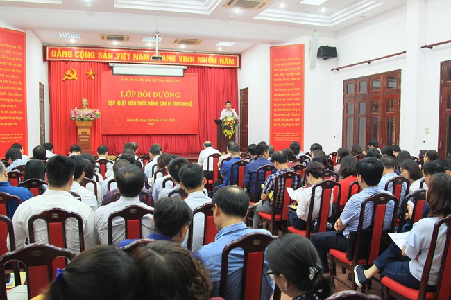 Bộ VHTTDL khai mạc Lớp Bồi dưỡng cập nhật kiến thức dành cho Bí thư Chi bộ - Ảnh 2.