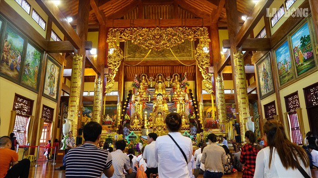 Đẩy mạnh tuyên truyền, chống mê tín dị đoan - Ảnh 1.