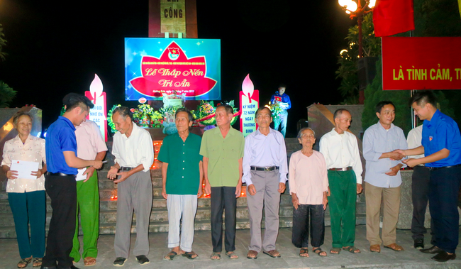 Đoàn thanh niên Bộ VHTTDL với các hoạt động kỉ niệm 72 năm Ngày Thương binh – Liệt sĩ tại huyện Hương Sơn, Hà Tĩnh - Ảnh 2.