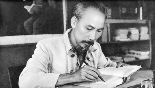 Di chúc của Bác Hồ - Ánh sáng soi đường cho công cuộc xây dựng Đảng và phát triển đất nước - Ảnh 1.