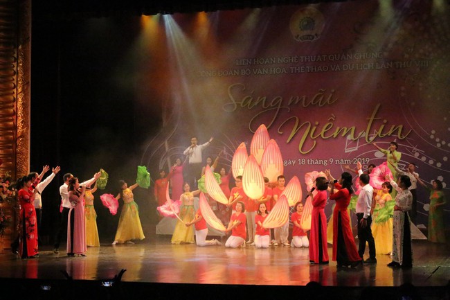 Liên hoan Nghệ thuật quần chúng Công đoàn Bộ lần thứ VIII - Ảnh 3.
