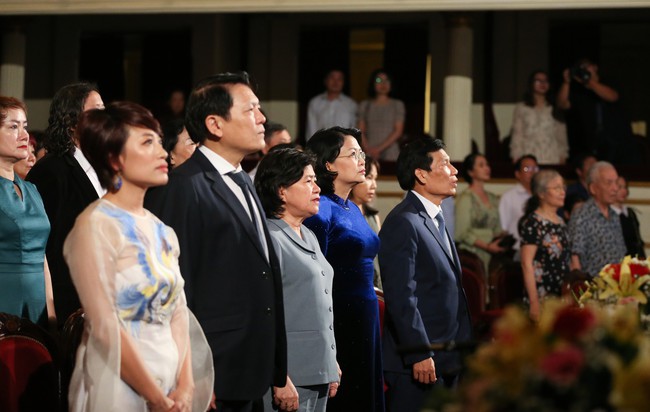 Lễ Kỷ niệm 60 năm Ngày thành lập Nhà hát Nhạc Vũ Kịch Việt Nam (1959-2019) và đón nhận Huân chương Lao động hạng Nhì của Chủ tịch nước - Ảnh 2.