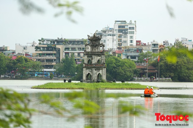 Hà Nội được bình chọn là điểm đến lý tưởng cho những người thích đi du lịch một mình - Ảnh 1.
